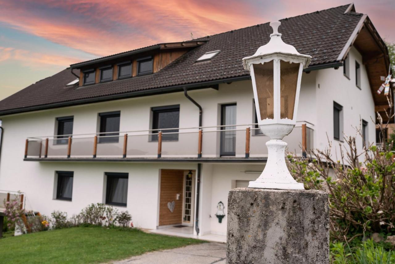 Appartement Haus Kruschitz Ludmannsdorf エクステリア 写真